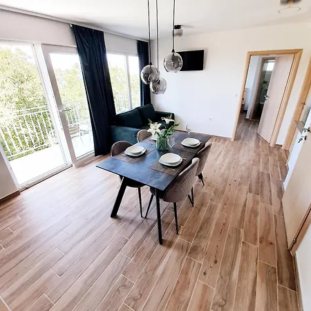 With A Parking Space Starigrad, Paklenica - 6648 Apartment Starigrad Paklenica