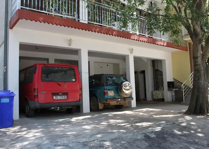 With A Parking Space Starigrad, Paklenica - 6648 Starigrad Paklenica