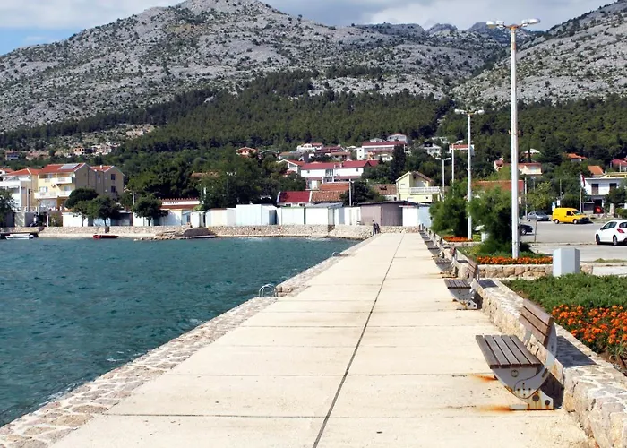 With A Parking Space Starigrad, Paklenica - 6648 Starigrad Paklenica