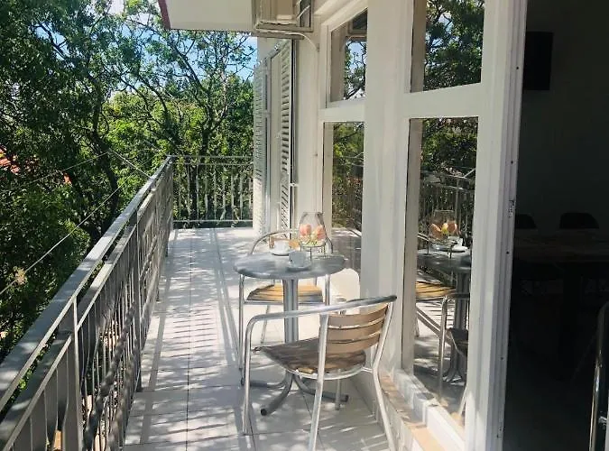 Lejlighed With A Parking Space Starigrad, Paklenica - 6648 *