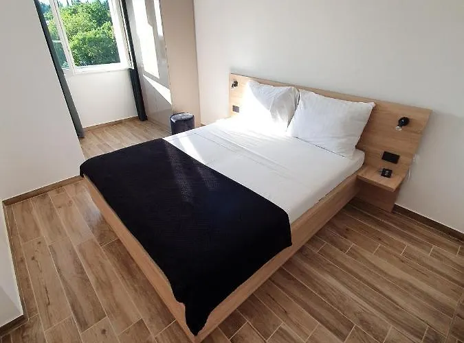 With A Parking Space Starigrad, Paklenica - 6648 Starigrad Paklenica